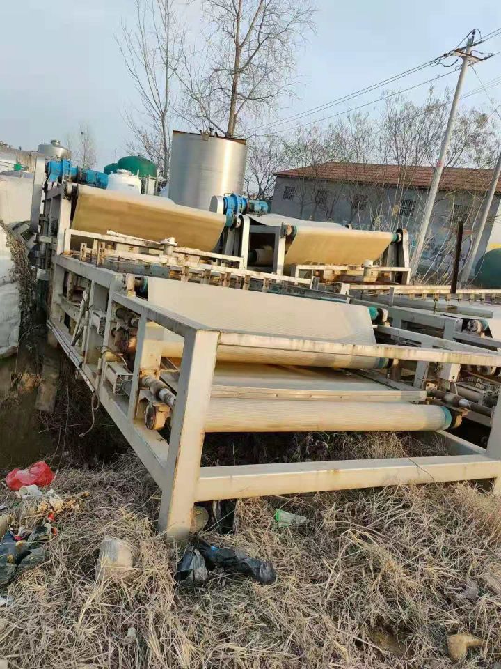 二手带式压滤机哪里有卖，二手带式压滤机多少钱一套，洗砂带式压滤机出售(图2)