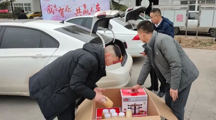 热烈祝贺万仕衡通成功举办2021销售年终盛典(图21)