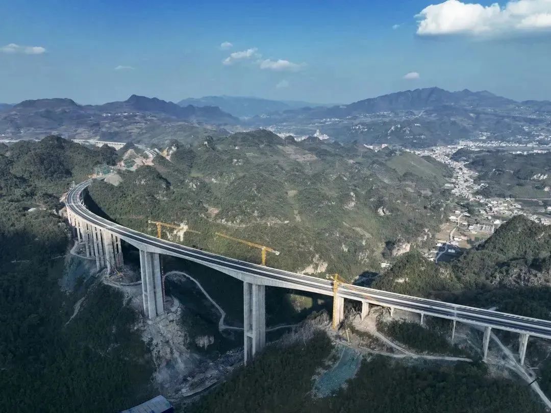 中铁二局各单位以优异成绩向新年献礼！(图10)