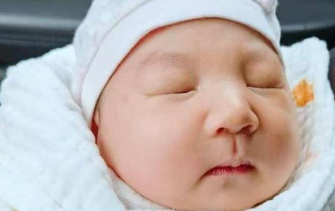 网传洗剪吹到公司上班视频，宋祖德出面辟谣，称仍不能麻痹大意(图8)