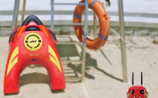 新型遥控无人水上救援机器人，一次性可以救助7个人(图1)