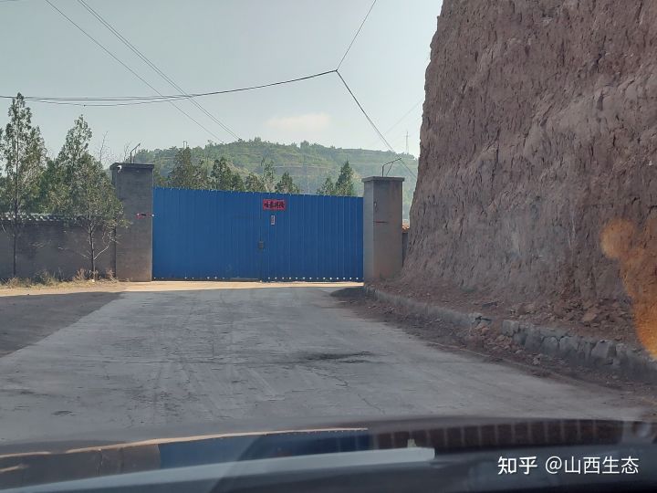 中阳县金罗镇无名洗沙厂大肆生产污染环境无人监管？(图1)