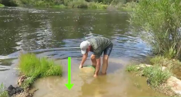 如何使用洗金盆淘金(图13)