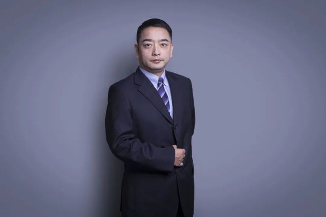 这位金华籍老板曾登顶珠峰!公司市值近7亿(图4) 这位金华籍老板曾登顶珠峰!公司市值近7亿(图4)