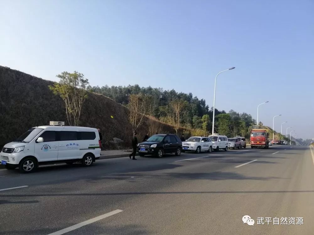 现场：武平多部门联合打击取缔9处非法洗砂点(图3)