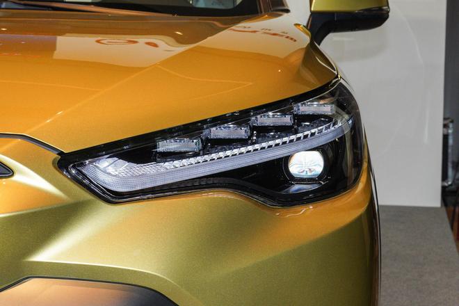 标配膝部气囊+2.0L四缸发动机12.58万起售丰田锋兰达来了(图3)