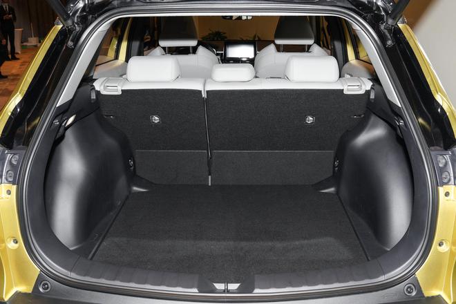 标配膝部气囊+2.0L四缸发动机12.58万起售丰田锋兰达来了(图10)