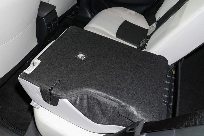 标配膝部气囊+2.0L四缸发动机12.58万起售丰田锋兰达来了(图9)