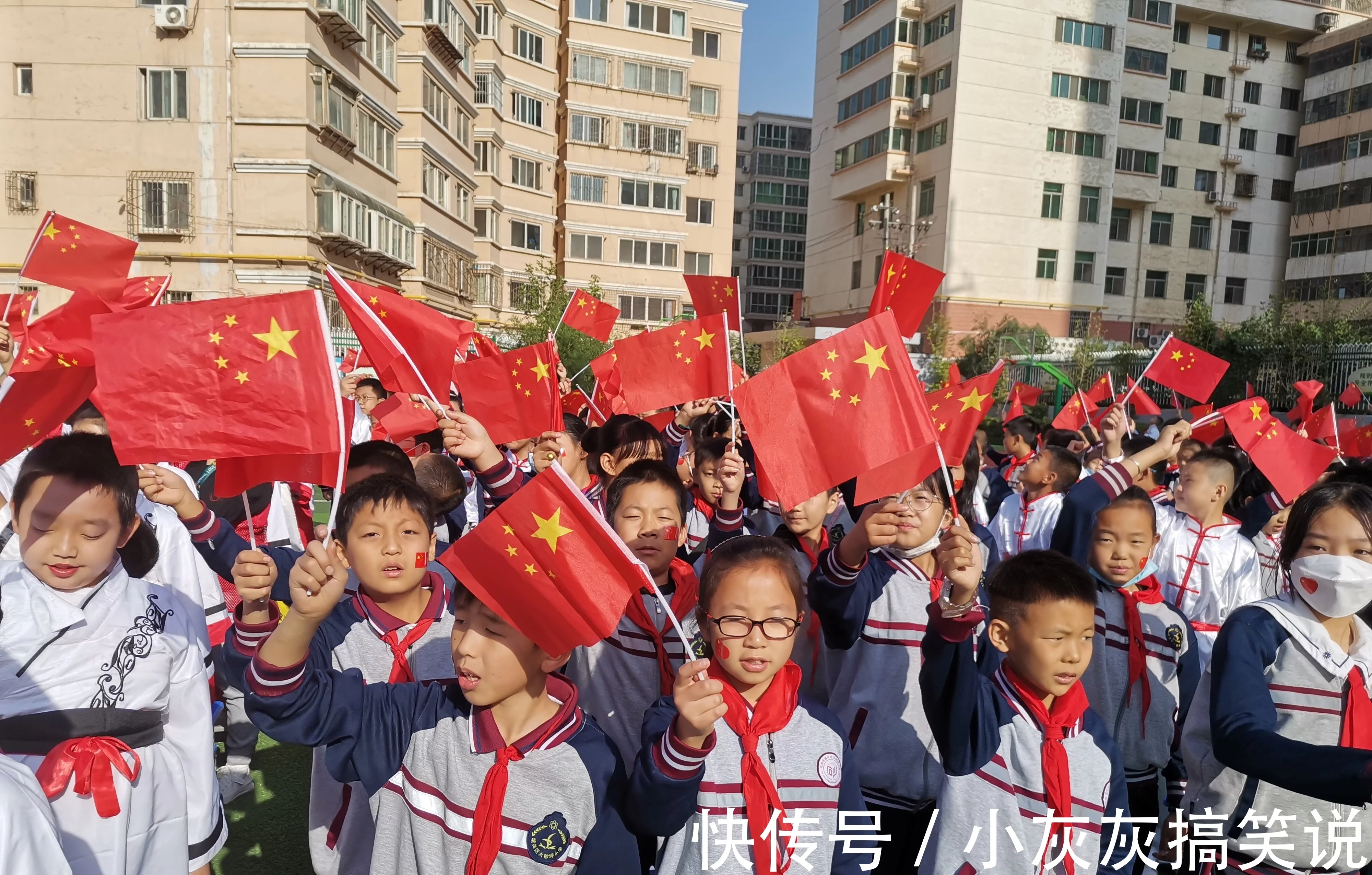 大砂坪小学一体化办学体举办第四届“健身读书节”喜迎国庆(图2)