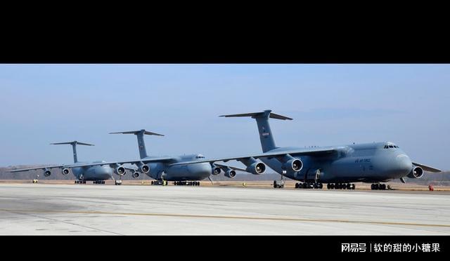 C-5银河运输机(图2)