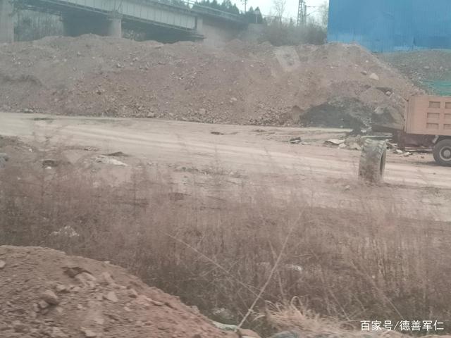 三门峡市好阳河阳店镇段,两家洗砂场非法长期占用河道,非法采砂(图2) 三门峡市好阳河阳店镇段,两家洗砂场非法长期占用河道,非法采砂(图2)