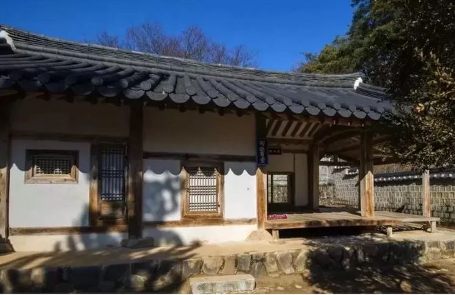 韩国人：我们发明汉字扔到中国，又发明韩文，日文也是韩国发明的(图12)