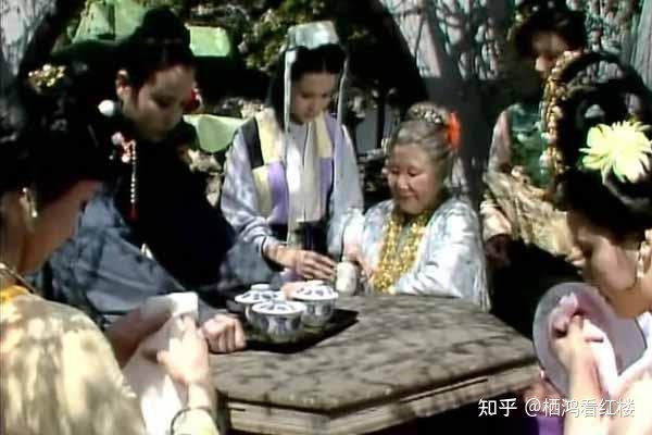 贾母为何不吃六安茶？妙玉为何知道贾母不吃六安茶？细节直击结局(图1)