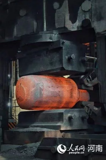 【黄河安澜】走进中信重工探访洛阳装备制造产业强劲动能(图3)