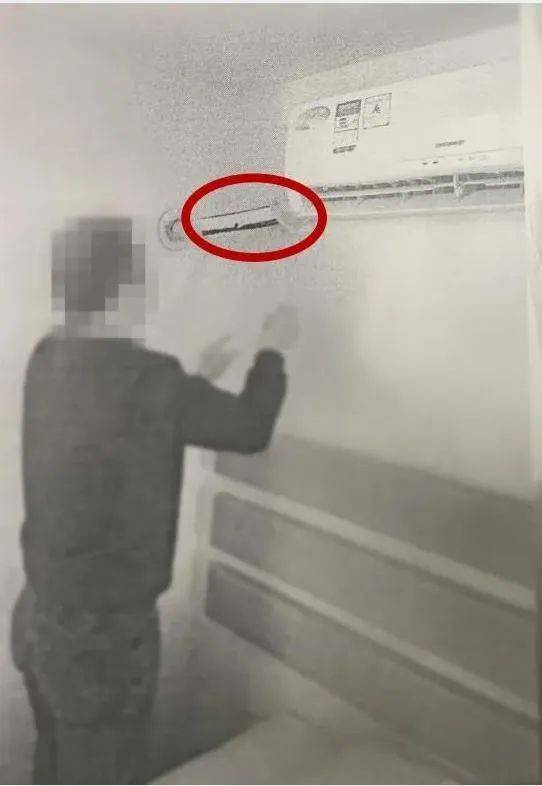 情侣酒店“激战”40分钟,4万人在线围观:酒店是直播现场!(图6) 情侣酒店“激战”40分钟,4万人在线围观:酒店是直播现场!(图6)