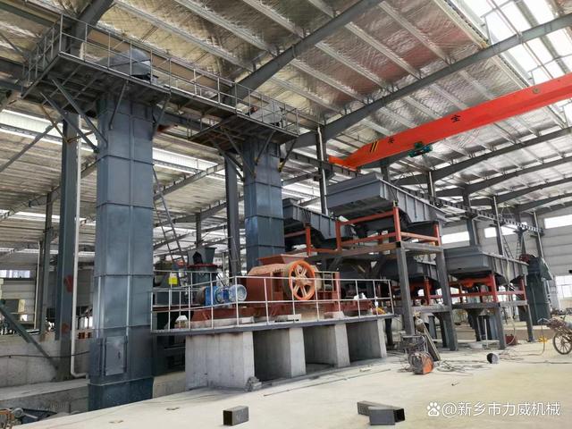 增碳剂石油焦振动筛多等级分颗粒大小筛(图4) 增碳剂石油焦振动筛多等级分颗粒大小筛(图4)